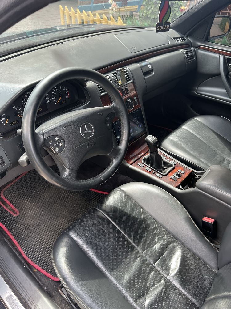 Mercedes-Benz E-Class W210 2.40 л 2000р