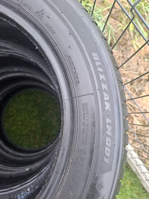 Opona opony Bridgestone 225/55R17