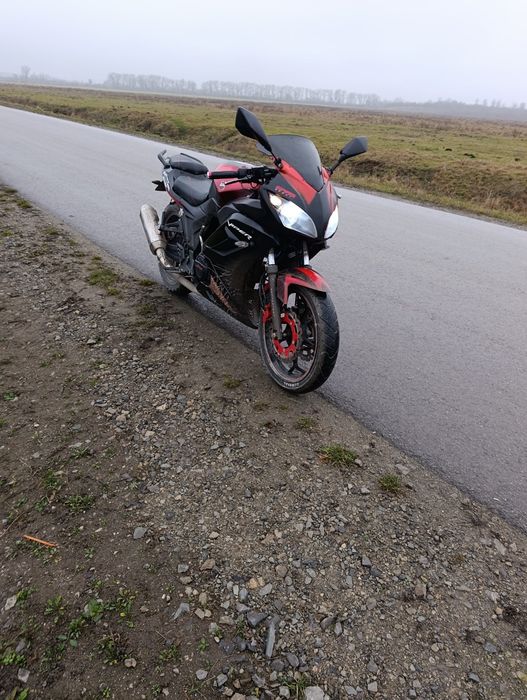 Продам мотоцикол вайпер 250