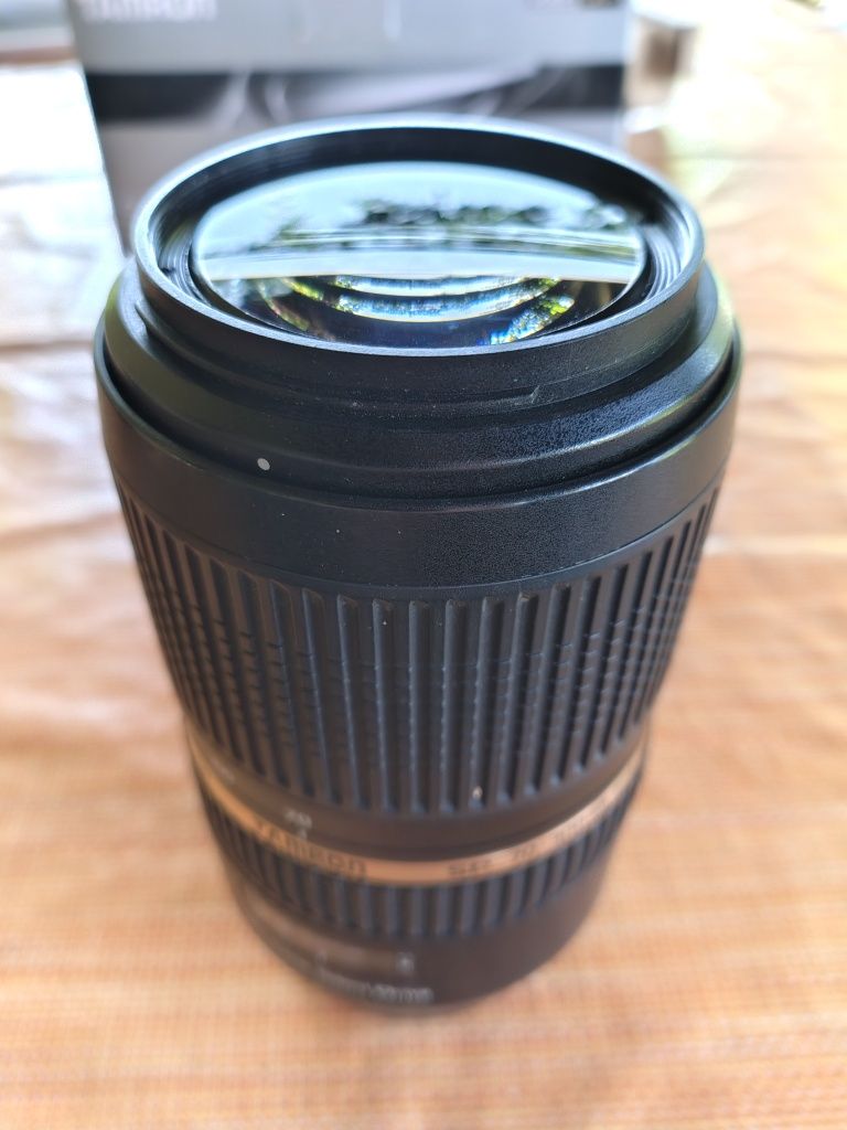 Tamron 70-300mm SP  F 4-5,6Di USD do SonyA