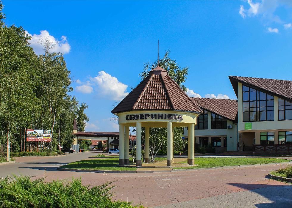 Дім з виходом на озеро у КМ Северинівка! Відділ продажу! Суперціна!