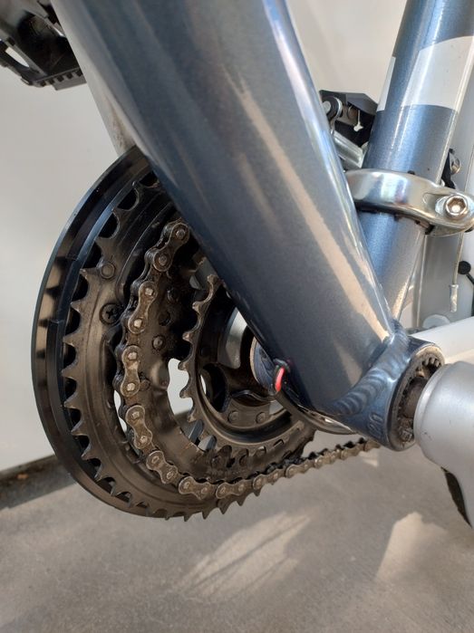 Rower trekkingowy, Shimano, koła 28, rama L