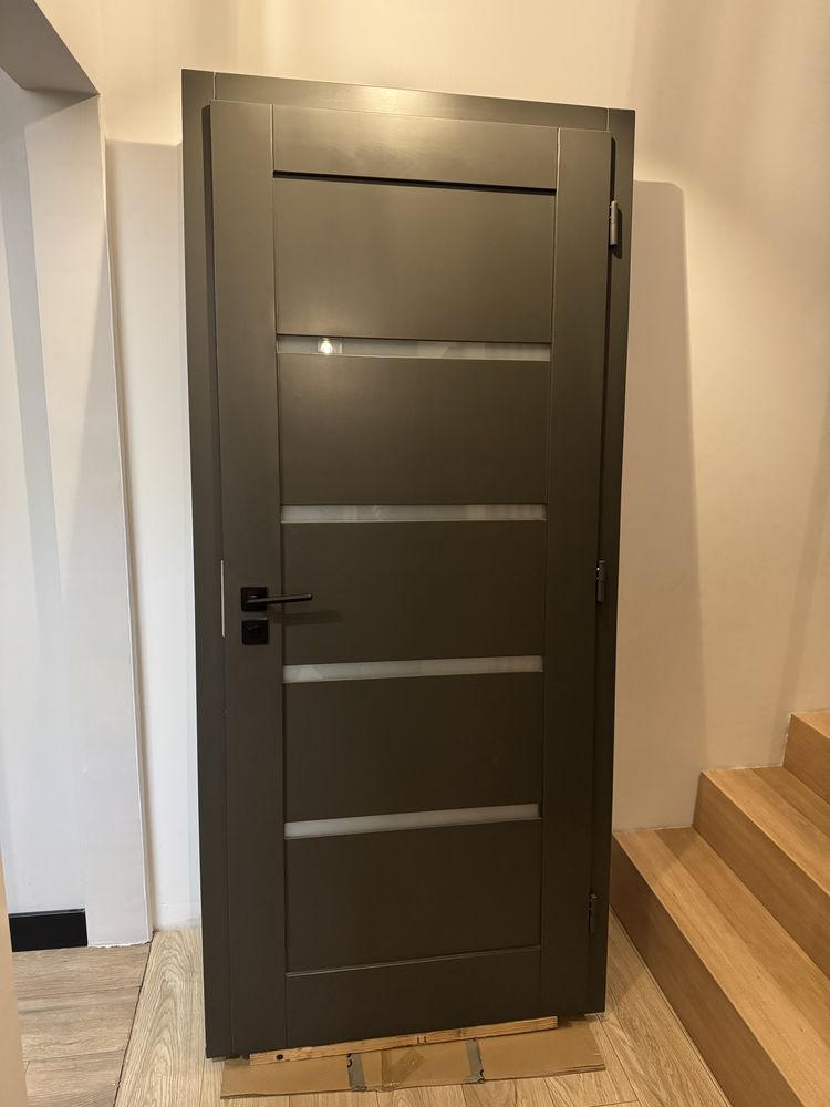 Drzwi drewniane kompletne grafit 85cm
