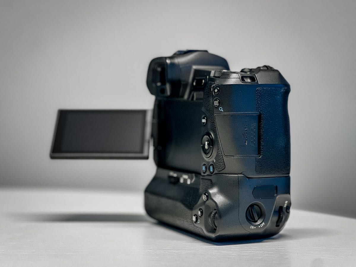 Canon EOS R body + grip - przebieg 50 tyś
