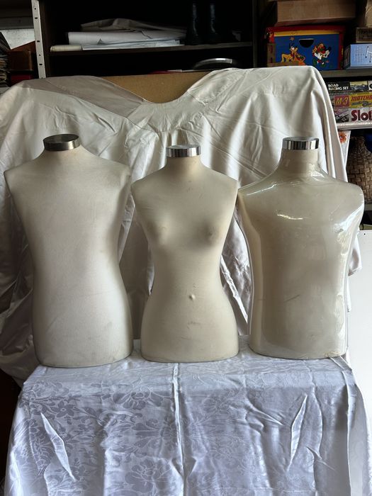 Três bustos de manequim – ideais para costura, exposição ou decoração
