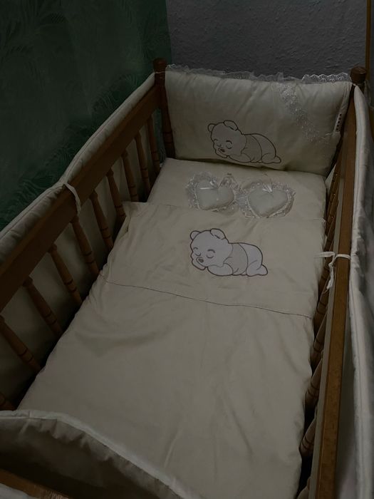 Бортики в ліжечко