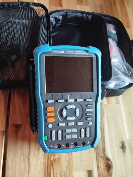 SHS810 Siglent Oscyloskop przenośny