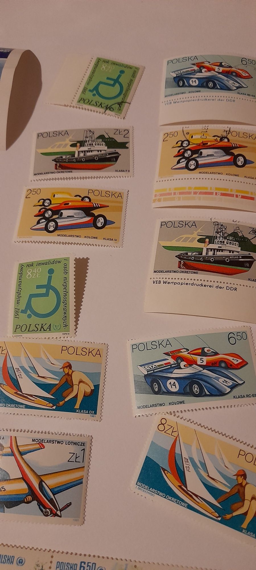Znaczki pocztowe.