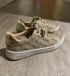 Buty sneakersy guess