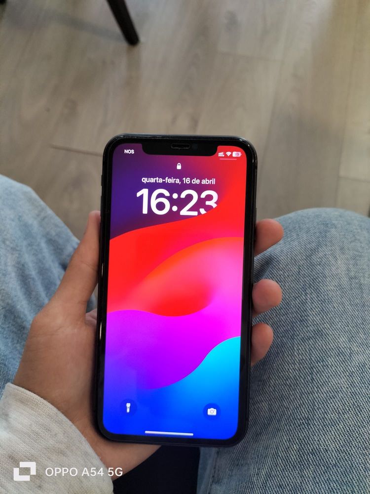 iPhone 11 64gb 100%