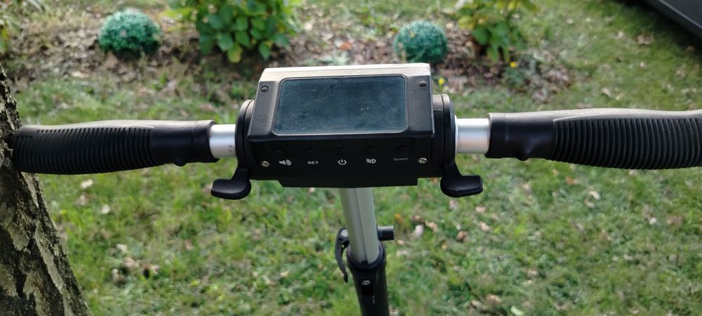 Hulajnoga elektryczna na części