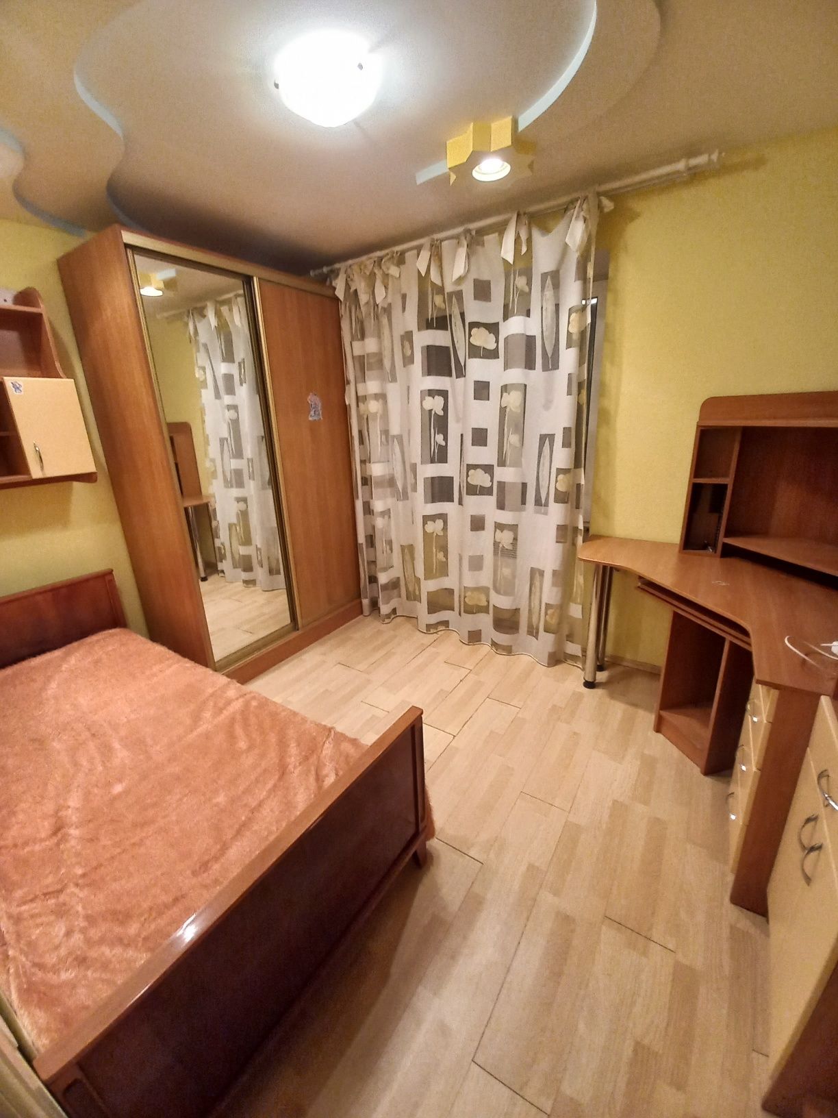 Сдам 3 к квартиру Центр