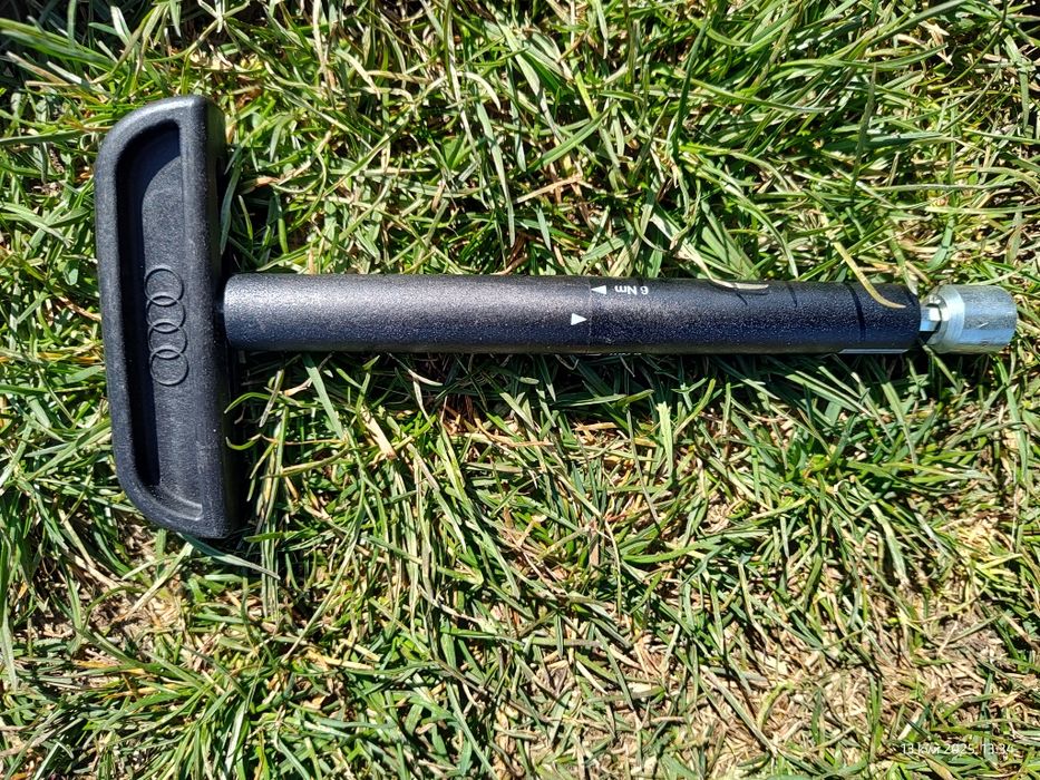 Belki bagażnik dachowy Audi VW nowy, oryginał.