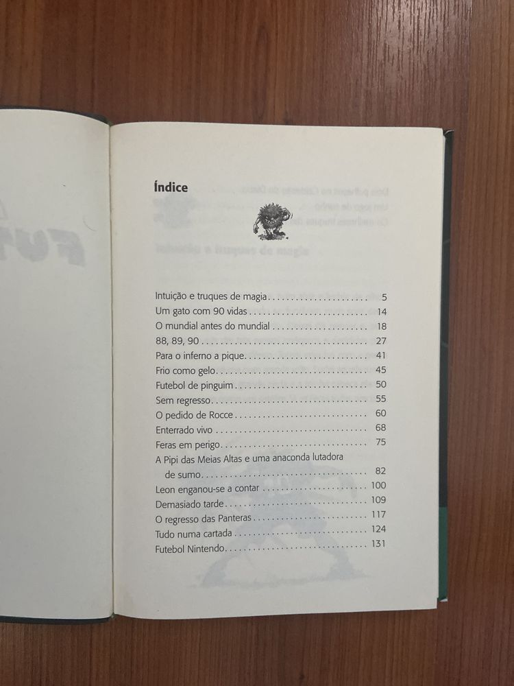 Livro da coleção “As feras futebol clube”