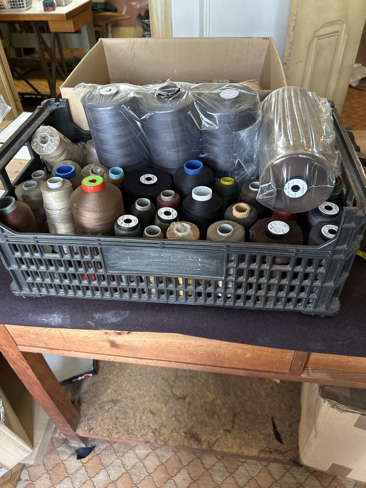 Vendo Rolos de Linha