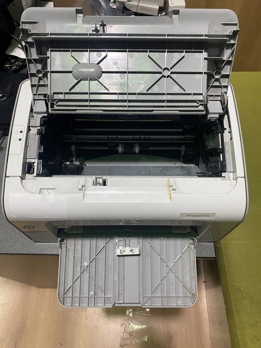 Принтер HP LaserJet 1102