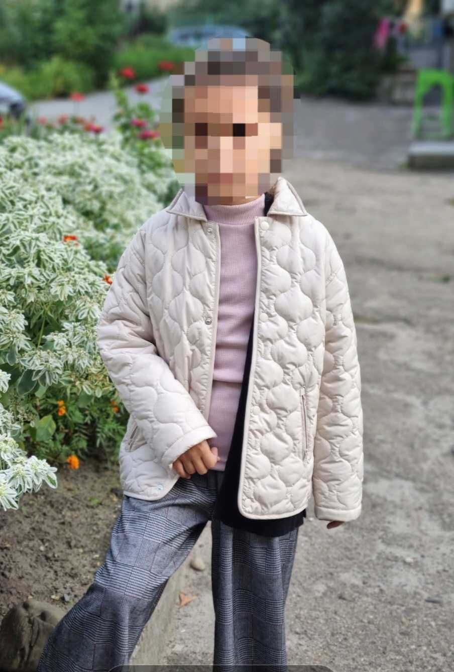 Куртка на дівчинку 116-122