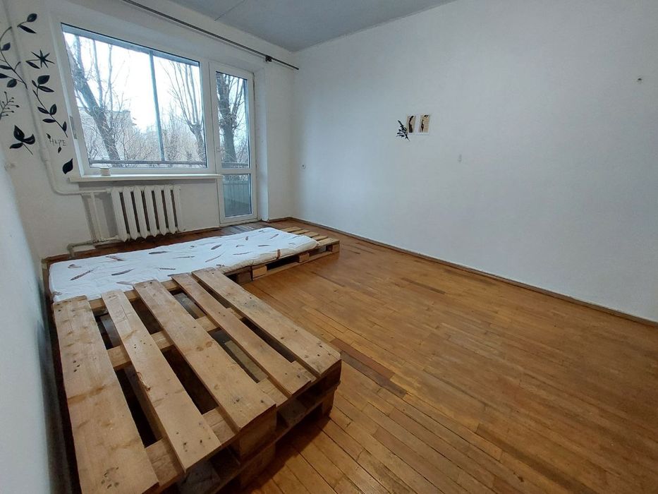 Продажа 3к квартиры,  Янгеля, Независимости