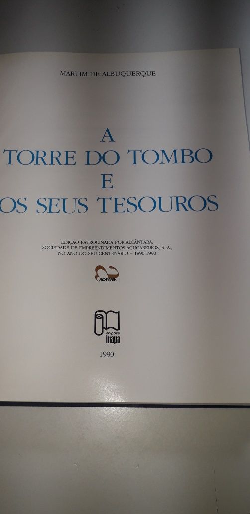 A Torre do Tombo e os Seus Tesouros - Martim de Albuquerque (INAPA)