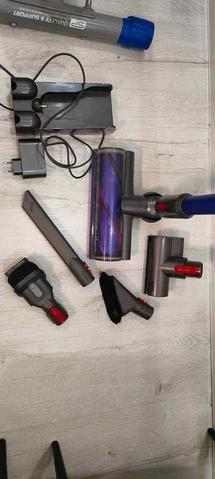 Odkurzacz Dyson v11 stan igła!