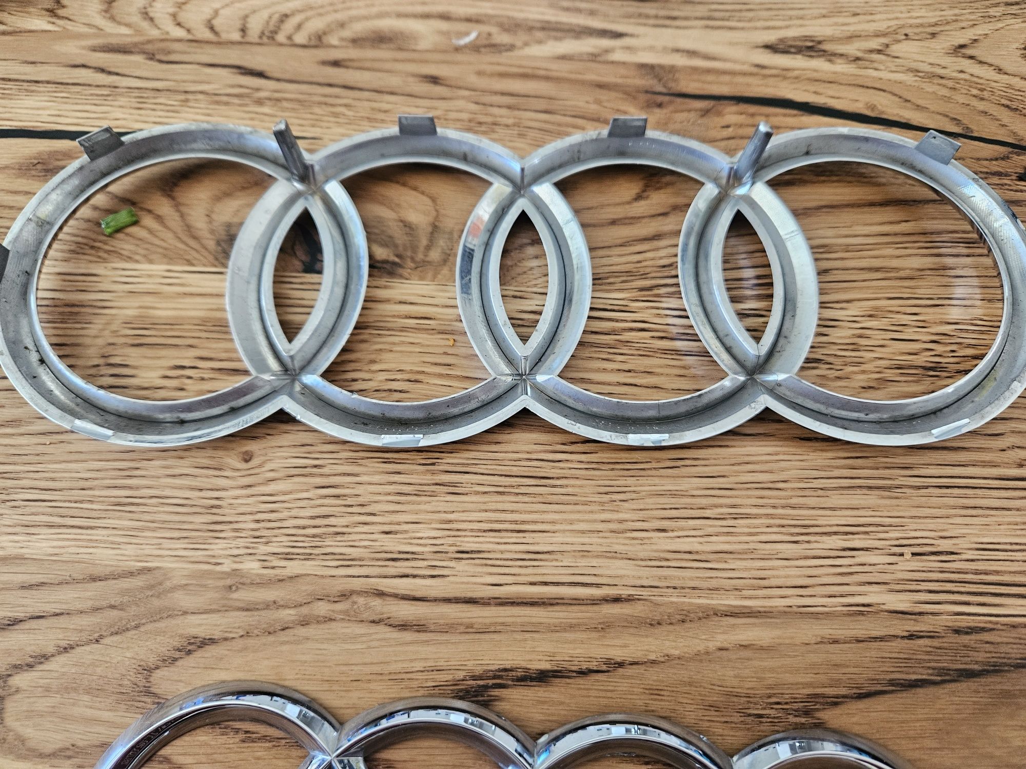 Komplet Oryginalnych Logo Emblemat Audi Q8 Sline OEM