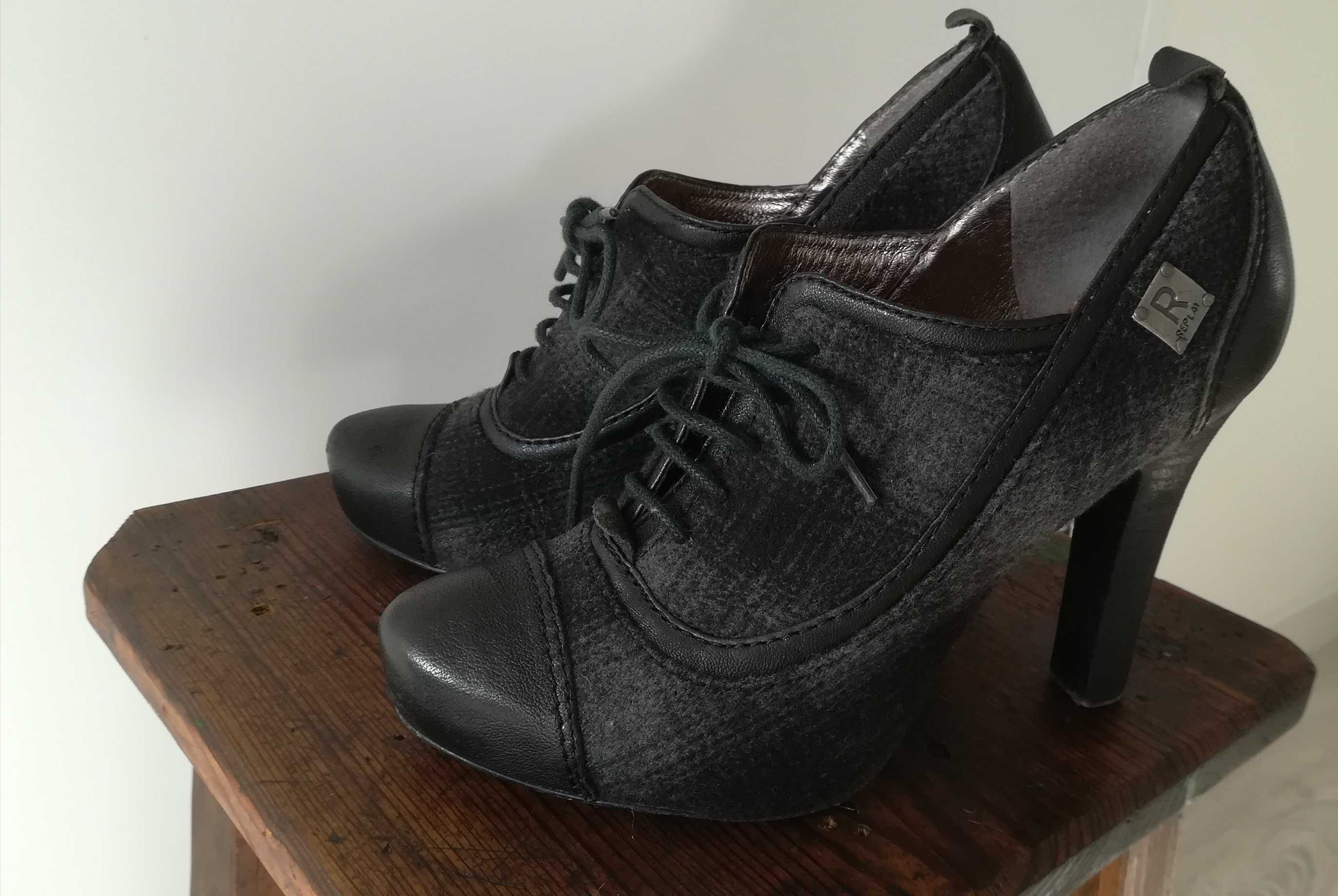 Sapatos altos Replay