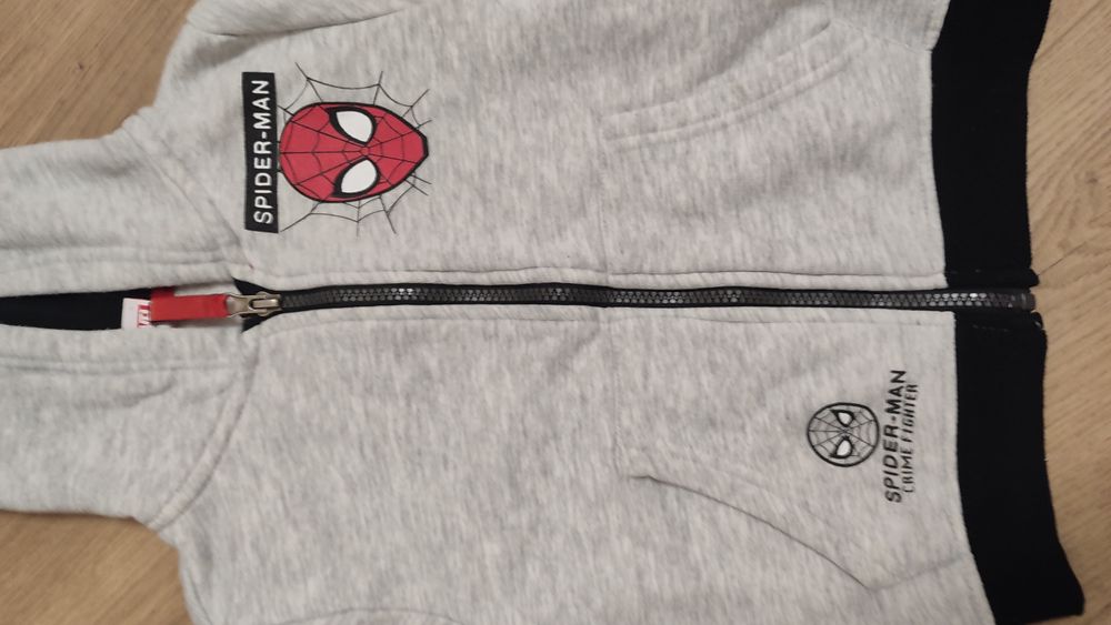 Кофта человек-паук. marvel 3-4 года