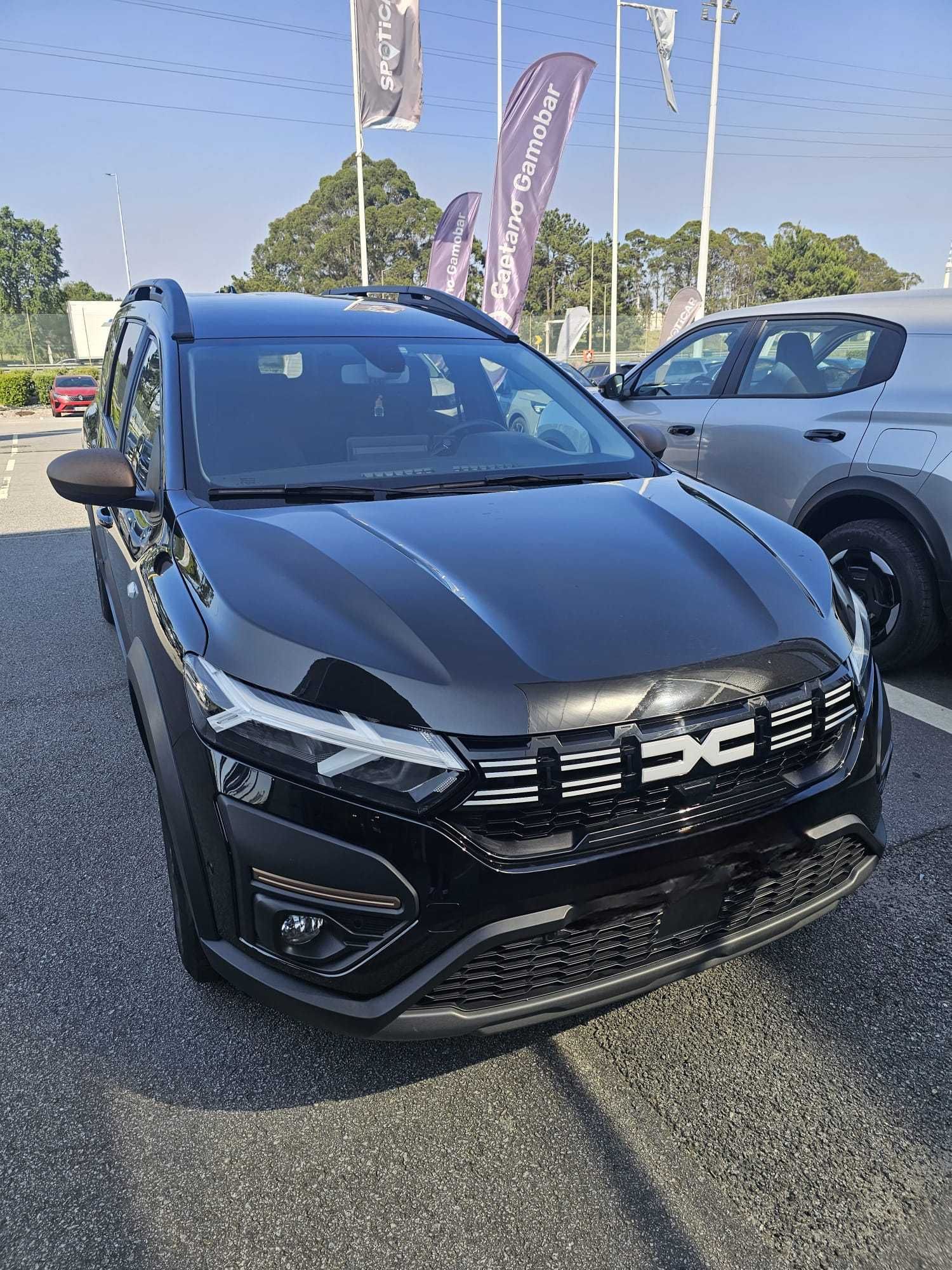 Dacia Jogger Extreme ECO-G 2024 – 7 lugares – €20.500 – Lindo!