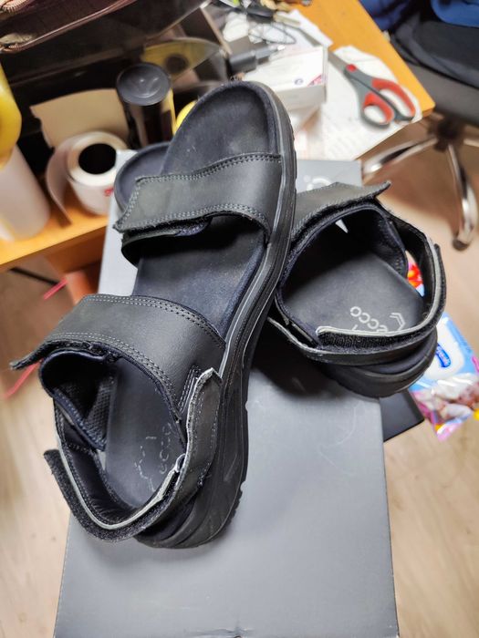 Сандалі ЕССО,в гарному стані.