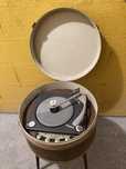 Gira-discos stereo antigo