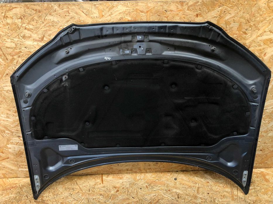 Maska Audi A3 8P kolor lx7z