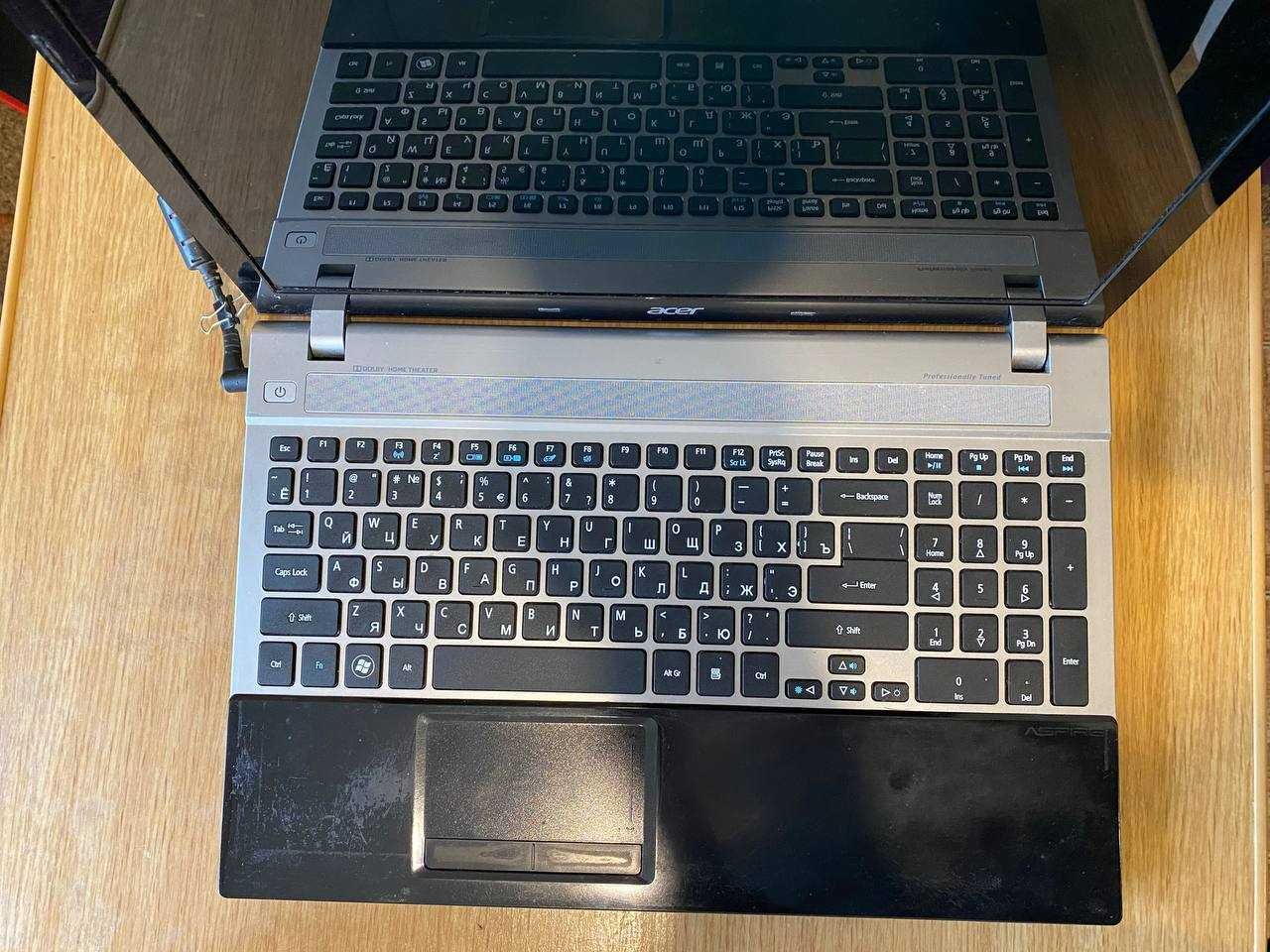 Acer v3 571g intel I7 4 ядра/ 6gb/ NVIDIA GeForce 710M 2gb/ Ігровий