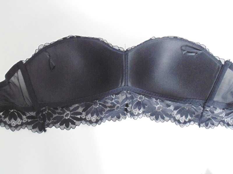 Primark usztywniany biustonosz bez fiszbin i ramiączek 42/44