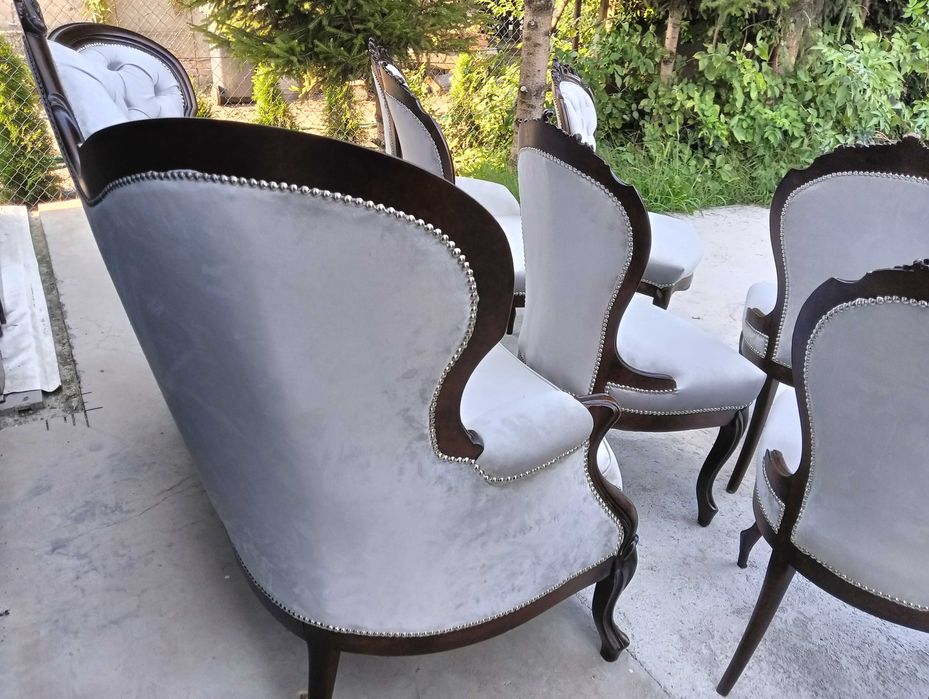 Wypoczynek z fotelami antyk ludwik po renowacji