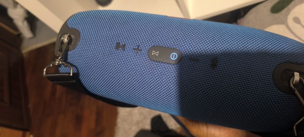 JBL Extreme azul