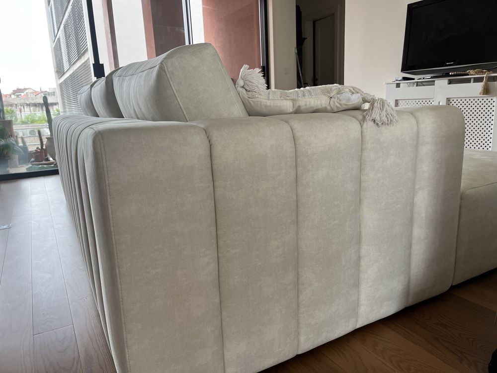 Sofa novo com chaise movel