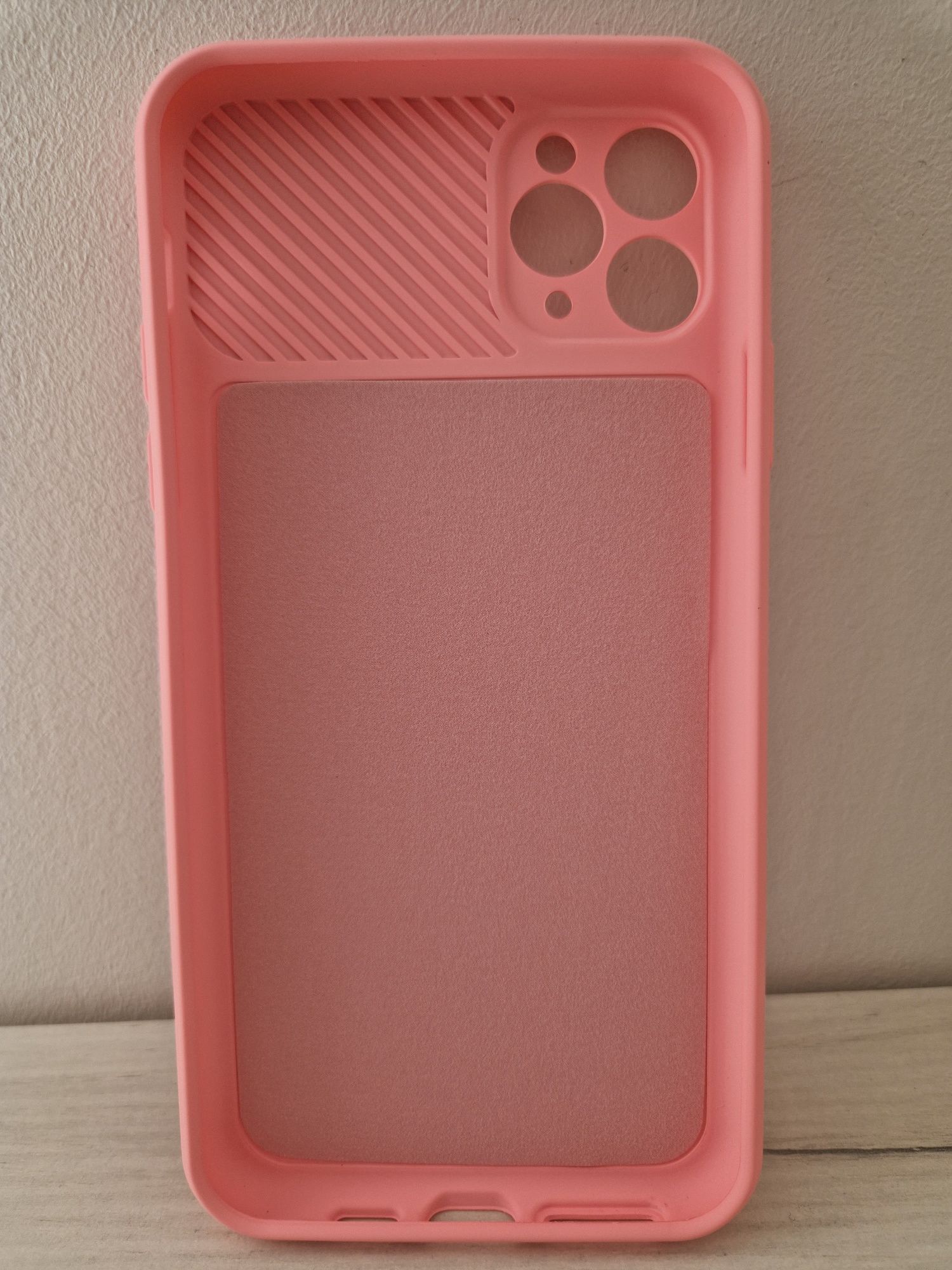 Camshield Soft do Iphone 11 Pro Max Jasnoróżowy