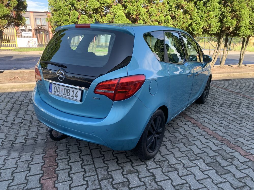 Opel Meriva B 1.7 110km cosmo czujniki parkowania alu hak nowe tarcze
