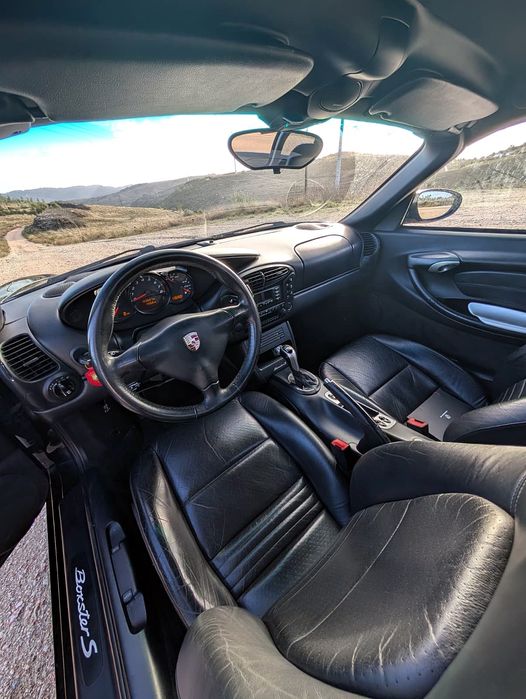 Porsche Boxter 2.7 preto