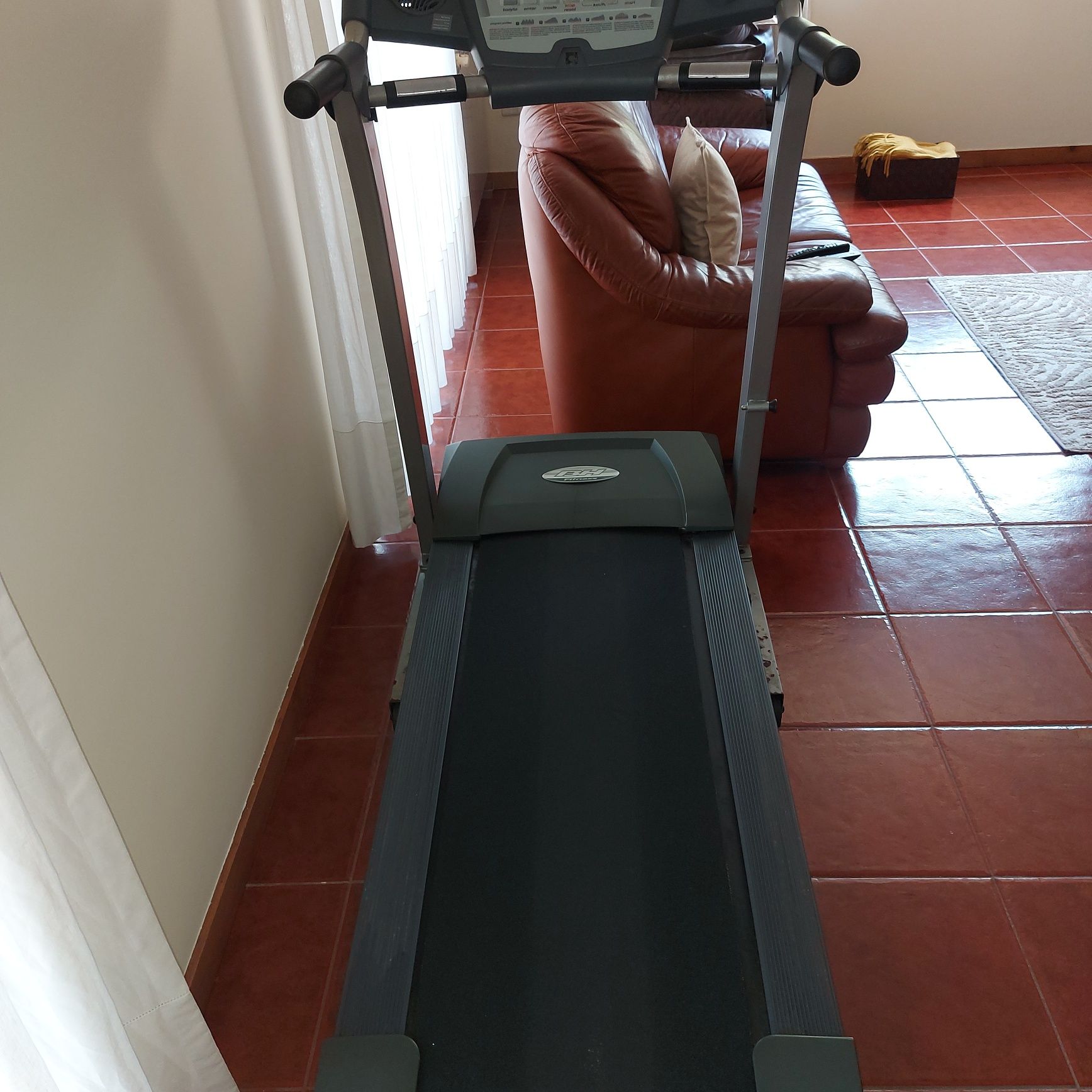 Passadeira BH Pioneer Fitness