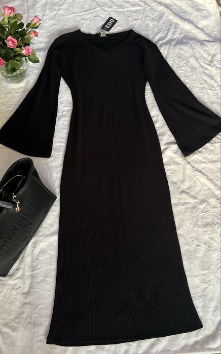 Czarna sukienka maxi EMO dzianinowa L /XL