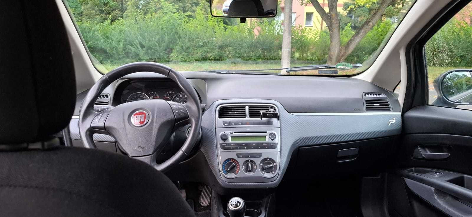 Fiat Grande Punto 2009 1.4 benzyna 77 KM 8V
