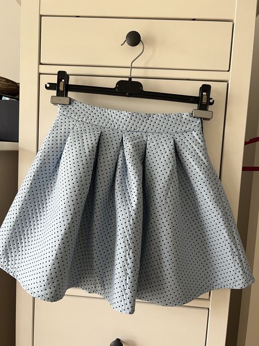 Spódniczka bershka XS/S błękitna w kropki baby blue rozkloszowana y2k