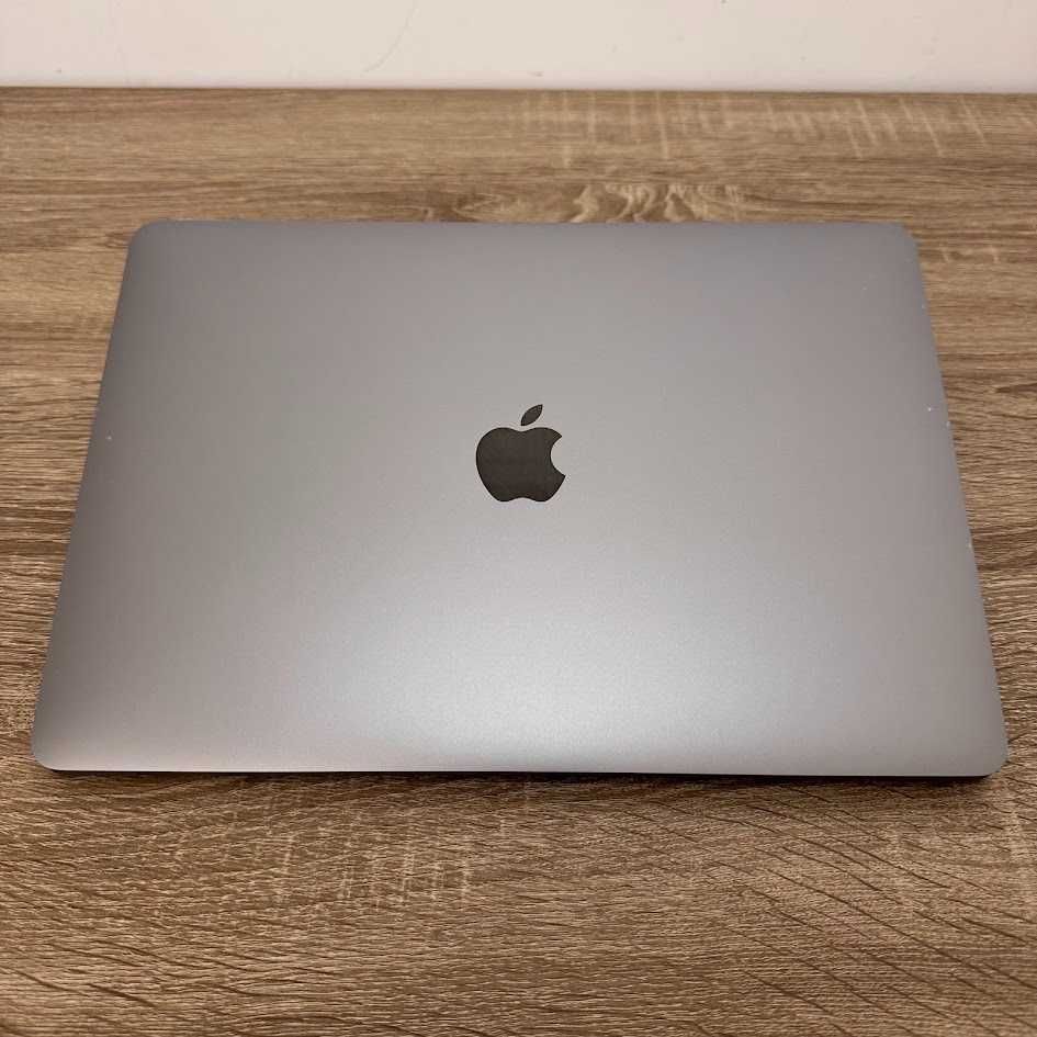 Apple MacBook Pro 2020 13" M1 / 8Gb / SSD 256Gb (код: M0633)