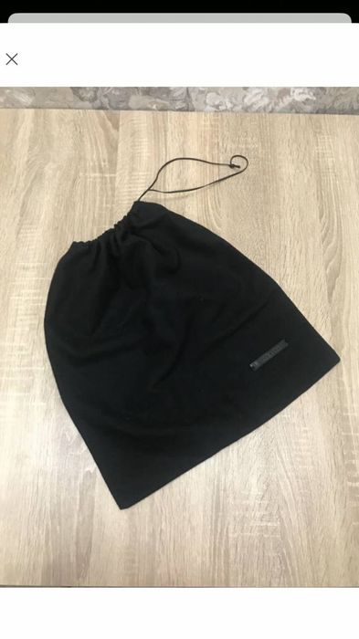 Hugo Boss 37*33 см пильник пильник чохол .