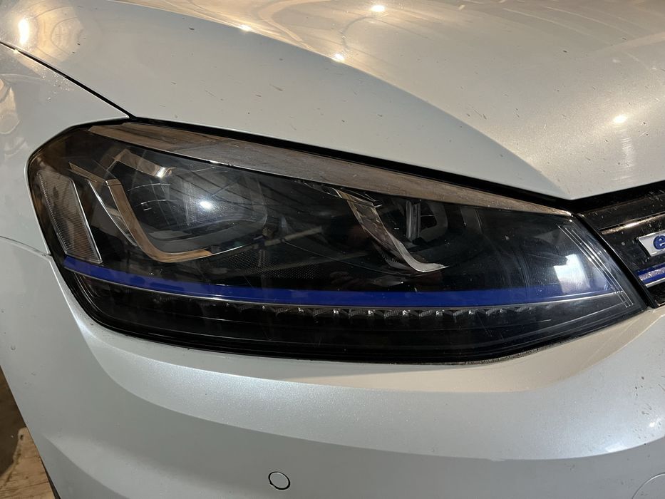 Фара фари E-Golf е гольф LED