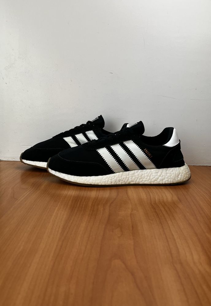 Кроссовки Adidas Iniki boost размер 43 оригинал спортивные бег run