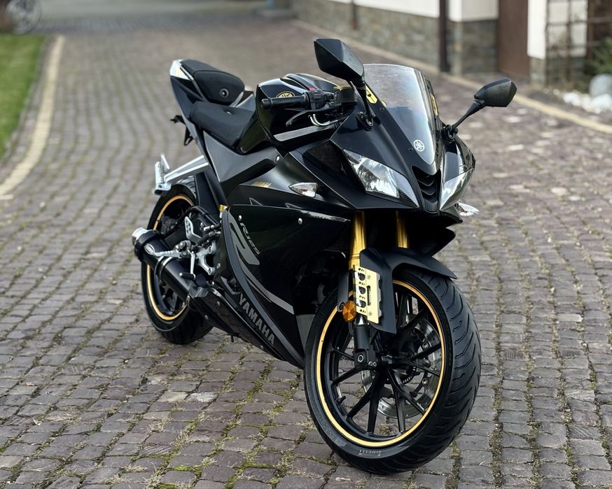 YAMAHA YZF 125, Kat. A1/B, Motocykl 125cm3! (RC DUKE CBR MT)