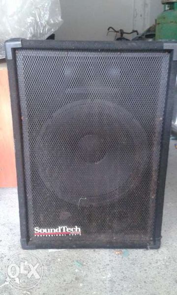 Coluna professional Soundtech