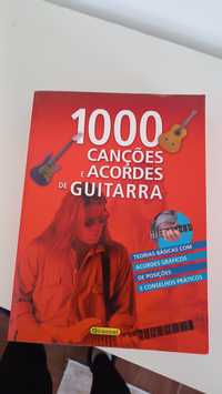 Livro 1000 canções e acordes da guitarra